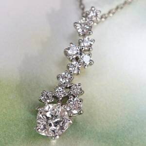 Ptfe start rear Wish upon a star worn te-ji diamond 0.573ct 0.35ct necklace Wish apon aster biju sophia 