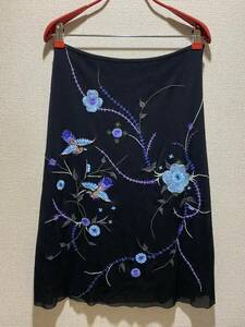 ヴィヴィアンタムスカートVIVIENNE TAM SKIRT サイズ：0 刺繍　レア　ヴィンテージ　ナイロン　100%