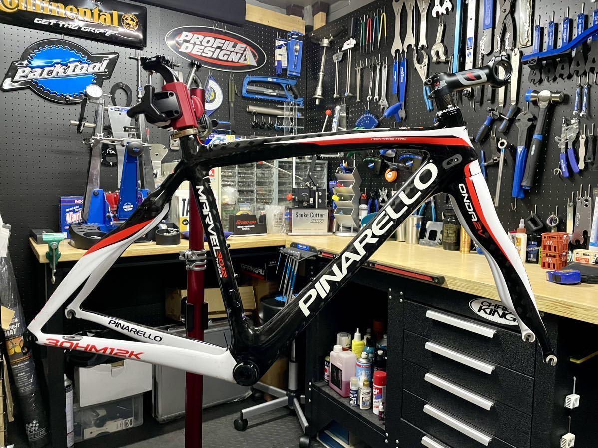 偉大な PINARELLO MARVEL 500 フルカーボンフレームセット 自転車本体