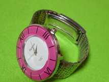 珍品　デザイン　CAFANDA　腕時計　ピンク_画像2