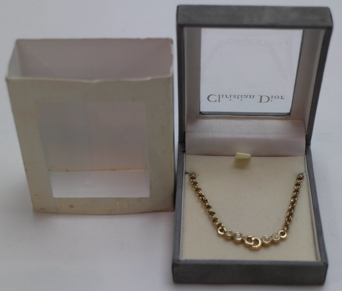ヤフオク! -「dior チョーカー」の落札相場・落札価格