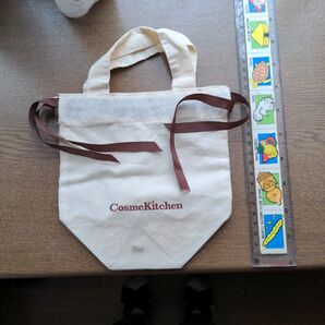 CosmeKitchen　ポーチ 