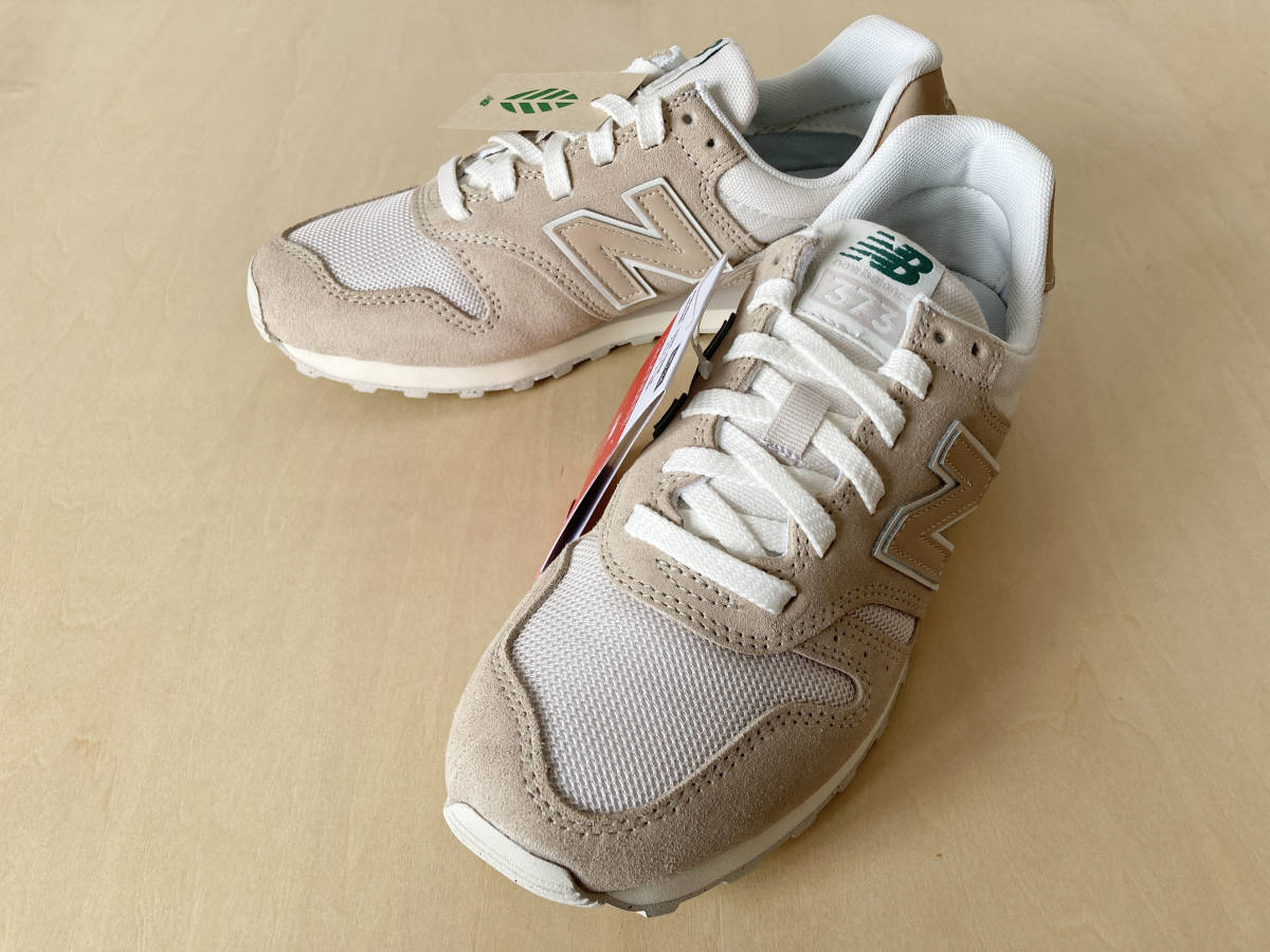 新品未使用】新品未使用ニューバランス WL996RI2 OFF WHITE 23.5cm