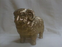 鋳銅製　黄金　豊かな羊　14x20cm　1113g　福徳縁起飾り置物　未_画像1