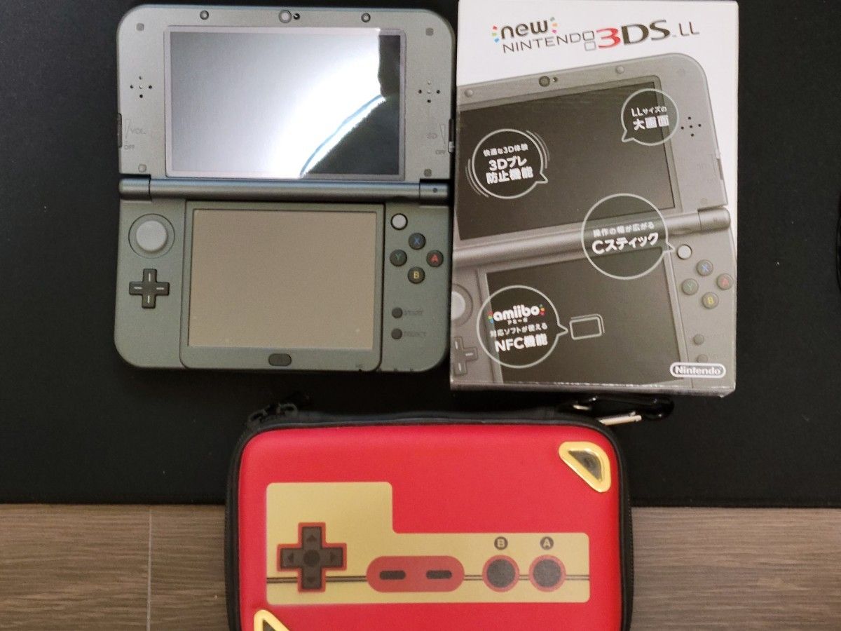 Newニンテンドー3DS LL メタリックレッド 充電器・ソフト付き 金曜