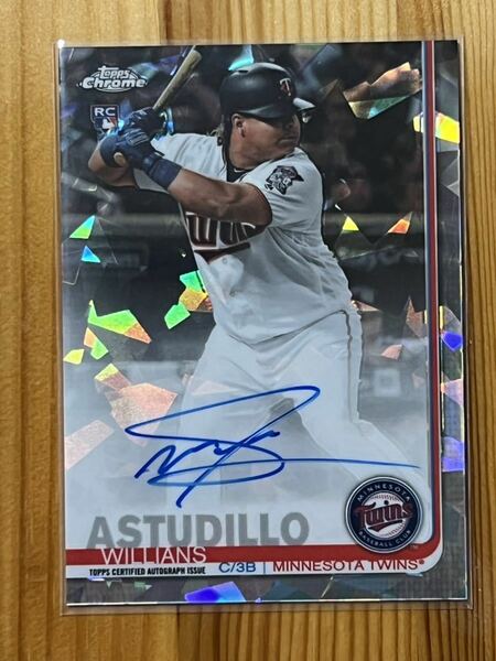 2019 Williams Astudillo 直筆サイン オンライン限定 Auto Topps Sapphire Baseball ソフトバンクホークス 新外国人 アストゥデイーヨ rc