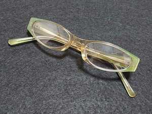 新品　vivid moon ビビッドムーン　日本製　メガネ　眼鏡　高級感　上品　セルフレーム　軽い　綺麗　グラデーション