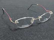 新品　Fu-ga フーガ　日本製 メガネ　眼鏡　高級感　上品　ツーポイント　チタン　軽い　ピンク_画像2