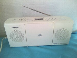 東芝 TOSHIBA 　CDラジオ TY-C24 　2015年製★動作品