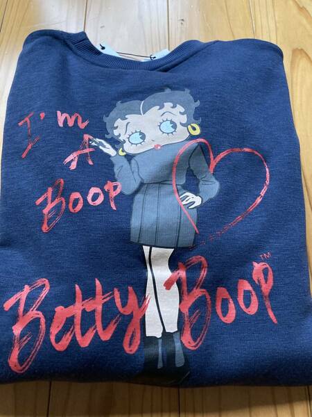 新品　即決　送料無料♪Betty Boop ベティちゃん　バックプリント　裏起毛　トレーナー　Lサイズ　中青　ポリエステル100％