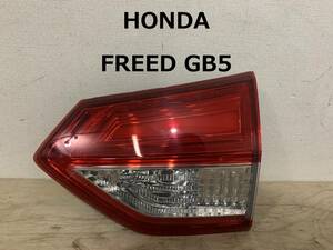 【H-236】HONDA　FREED　フリード GB5 純正 右 内側 テールランプ KOITO 132-62202