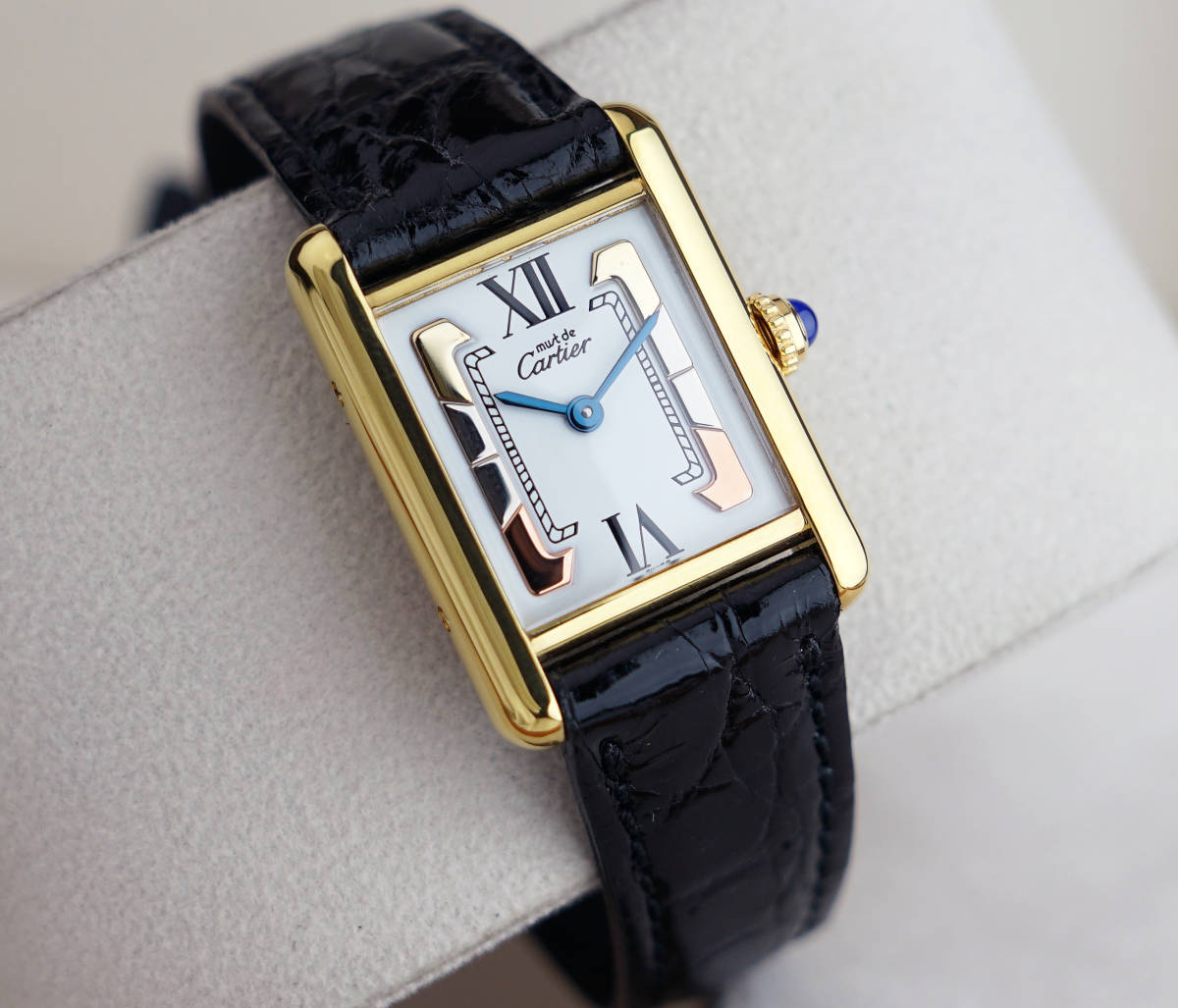 生産完了商品 Cartier カルティエ must de tank ブルーローマン | www