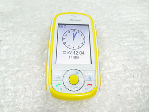 2 шт. наличие NTT DoCoMo Kids мобильный телефон HW-01D ограничение использования 0 желтый персональная сигнализация не использовался товар 