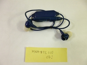 m523 maxell MXH-BTC110 Bluetooth ワイヤレスイヤホン ブルー 動作確認済み 