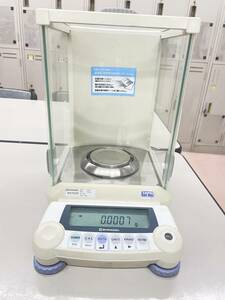 島津分析天びん　AUY220　奥行33㎝　稼働品