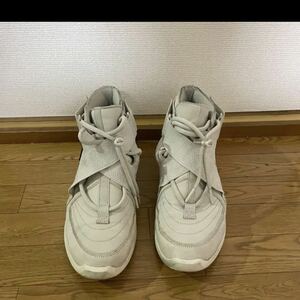 FEAR OF GOD × NIKE AIR RAID 28.5㎝