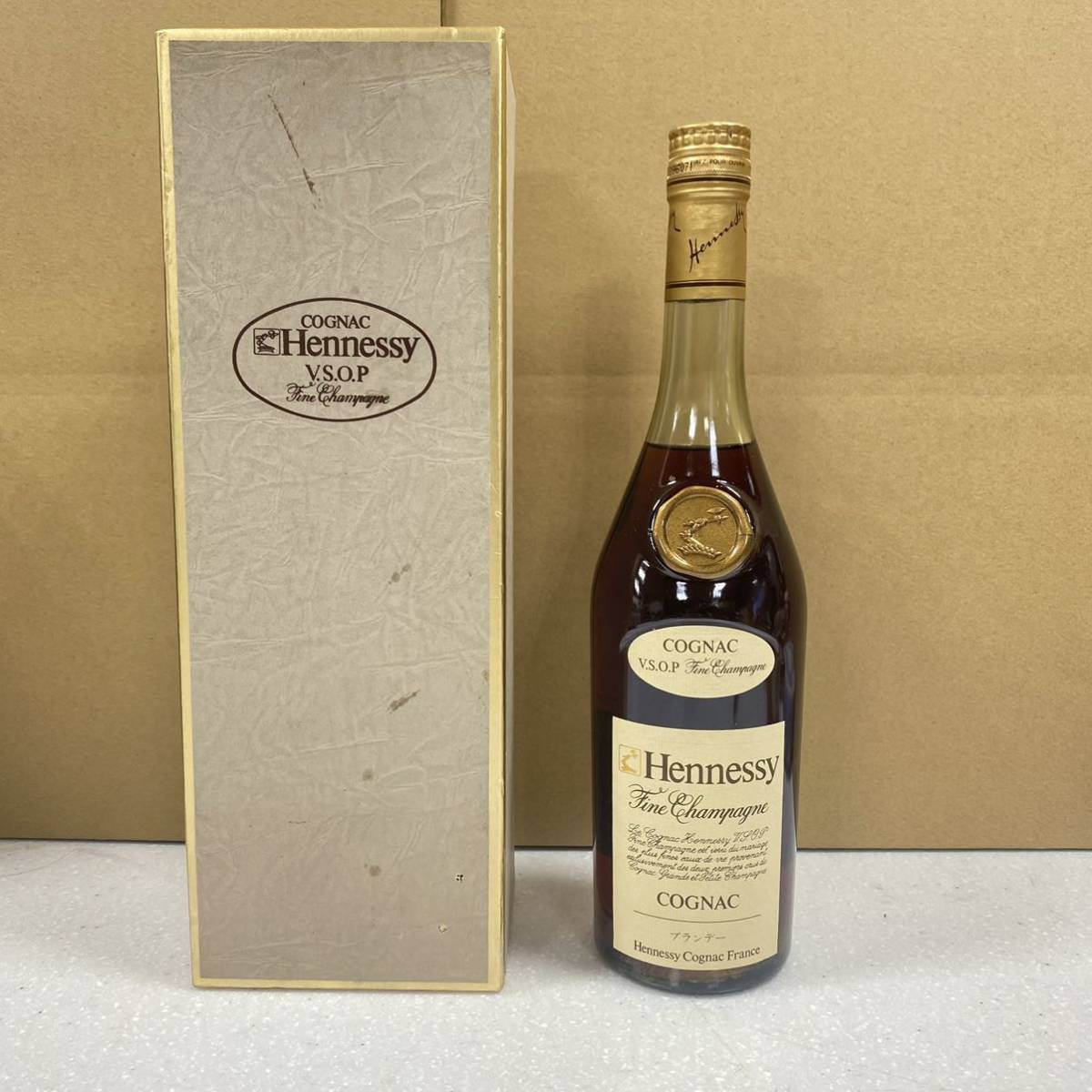 \半額SALE/飲料/酒ヘネシー VSOP 箱の値段と価格推移は?|128件の売買情報を集計した