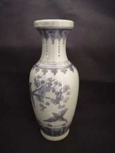 ◆染付花鳥図　中国　壷◆花入　花瓶　陶器◆