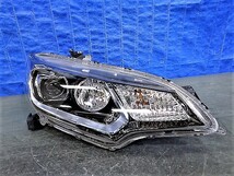 5010　フィット　ハイブリッド　GP5　GP6　前期　右ライト　LED　W1948　良品_画像1