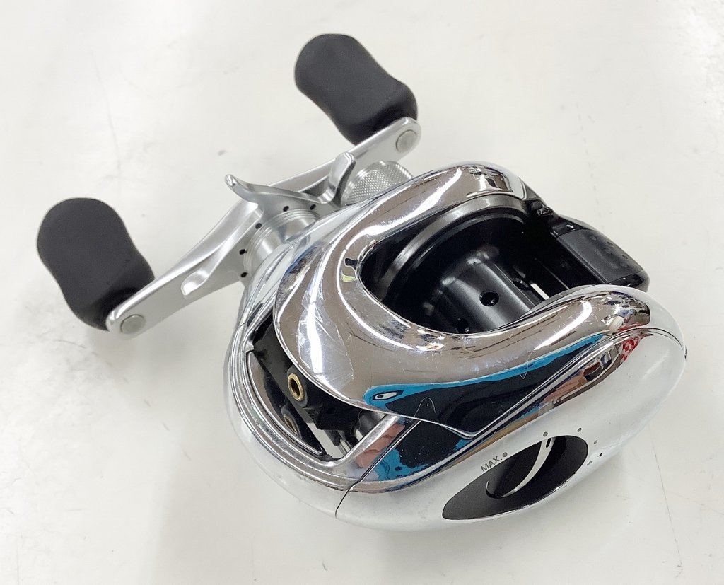 値引セール SHIMANO シマノ 06アンタレスDC 右巻き リール