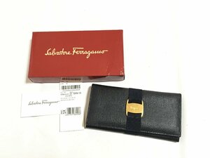 Salvatore Ferragamo サルヴァトーレフェラガモ ヴァラ 長財布 ブラック