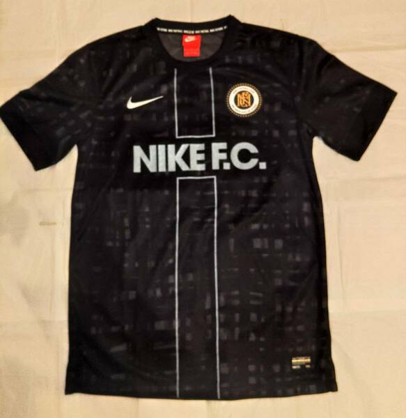 NIKE FC プラクティスシャツ「PARIS」 size：M