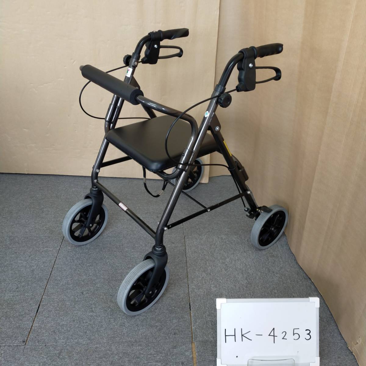 ヤフオク! -「(happy」(歩行補助) (看護、介護用品)の落札相場・落札価格