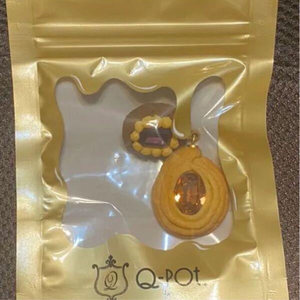 Q-POT キューポット ジュエルクッキー ピアス