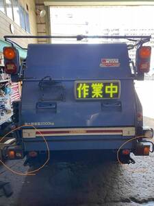 #1047　パッカー車　塵芥車　フジマイティー　テールランプ左右セット　２４V　テストOK　補修用にいかがですか？