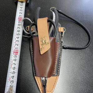 変態雷魚マン必須アイテム ハンドメイド グロッサメタリ プライヤーケース レザークラフト 真鍮フロッグ