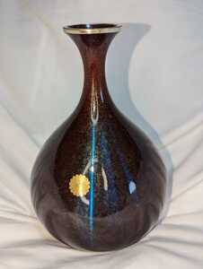  blue copper vessel castings vase flower vase . sho blue leaf writing sama heaven .. under . flag 