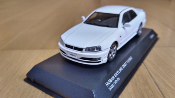 即決 イグニッションモデル Nissan Skyline GT-R (R33) V-spec White