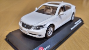  prompt decision Kyosho TOYOTA LEXUS LS600hL Toyota Lexus 2008 white pearl crystal car in white 1/43 out of print rare 