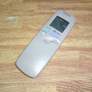 T88 ★送料無料★安心の不良返品保証付★即決★スピード発送★ メーカー不明(サンヨーOEM)/ エアコンリモコン / RCS-SRV2