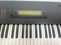 KORG コルグ M1 シンセサイザー 電子ピアノ 専用ケース付き_画像3