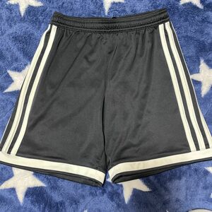 ハーフパンツ adidas サッカー　140