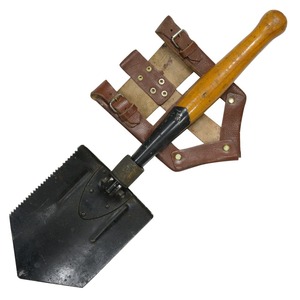  Roo mania army discharge goods folding spade folding in half leather made holder attaching [ possible ] folding shovel 