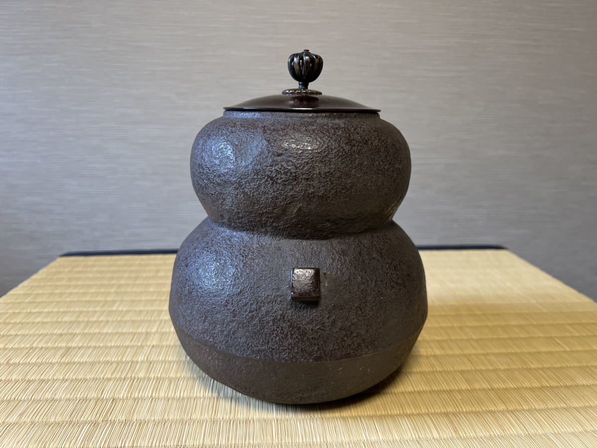 茶道具 政所釜 ♦︎釜師/大国藤兵衛♦︎ 共箱 (230306E1) 美術品