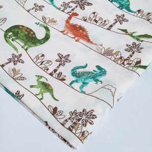 国産 恐竜 恐竜柄 生地 生成り コットンシーチング 50cm