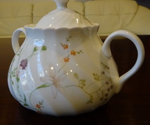 WEDGWOOD ウェッジウッド　Campionシリーズ シュガーポット Bone China　イギリス製　未使用品、本物_画像3