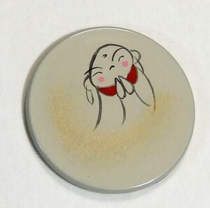 * pretty . ground warehouse sama. lacqering * Aizu lacquer ware compact mirror white . hand . lacqering * free shipping 