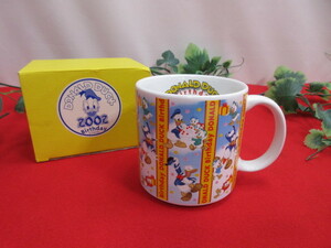 6OH2958 Disney Store ディズニー ドナルド・ダック　 バースデイ2002 マグカップ