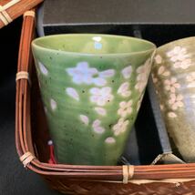 【M4】食器 コップ 湯呑み 陶器 花びら 桜 柄 模様 特選創作陶器 和食器 茶器セット 茶器 6点セット_画像5