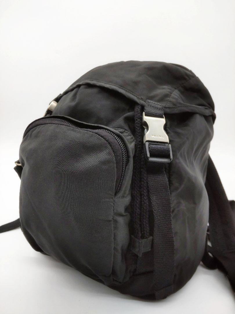 ヤフオク! -「プラダ リュック v135」(プラダ一般) (かばん、バッグ)の ヤフオク! -「プラダ リュック v135」(プラダ一般) (かばん、バッグ)の