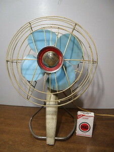 60 東芝 扇風機 稼働品 / 昭和レトロ 家電 洋館 カフェ 什器 アンティーク ビンテージ 古道具 古い 昔