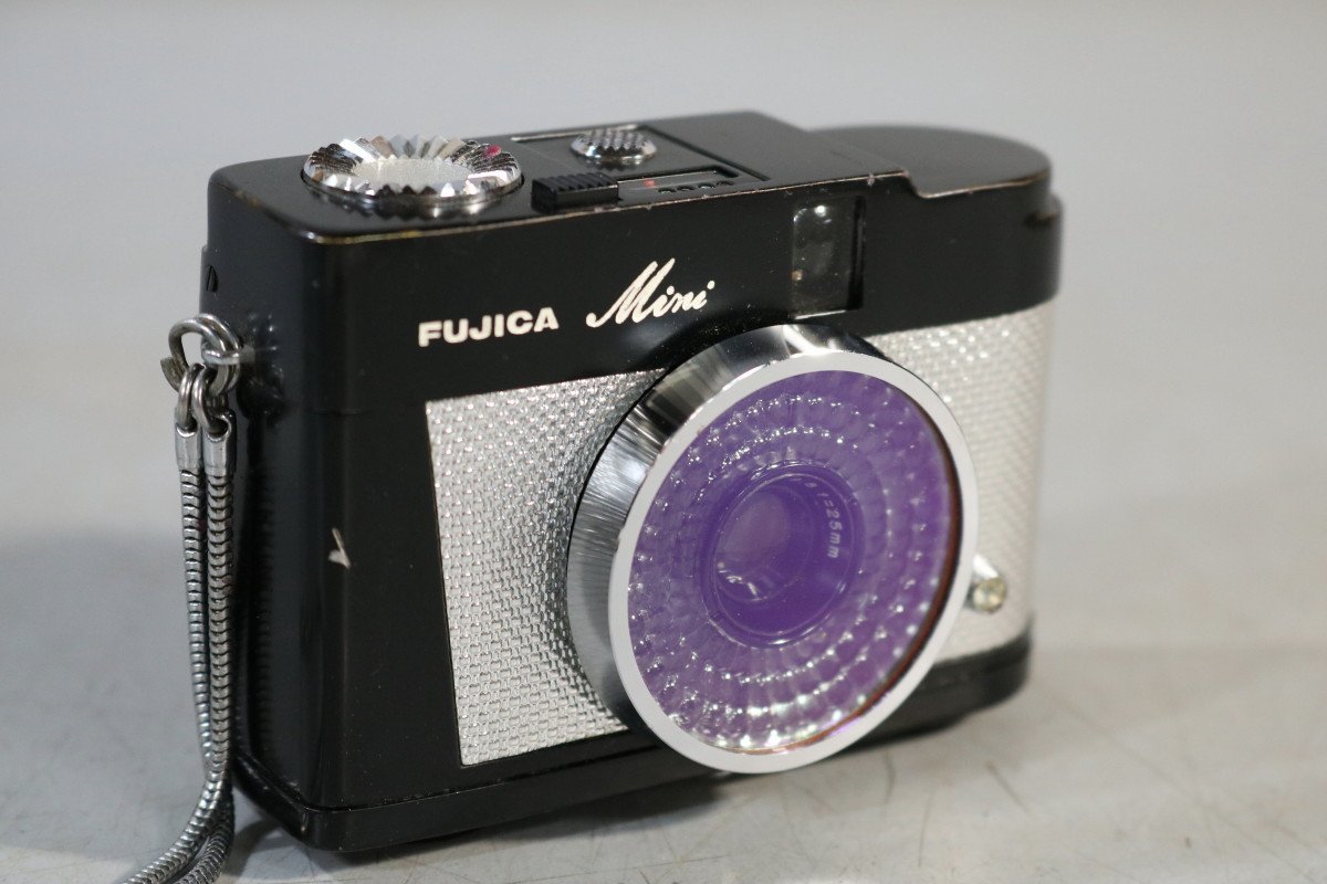 フジカミニ フィルムカメラ【入手困難】昭和 保証書付 売り出し純正