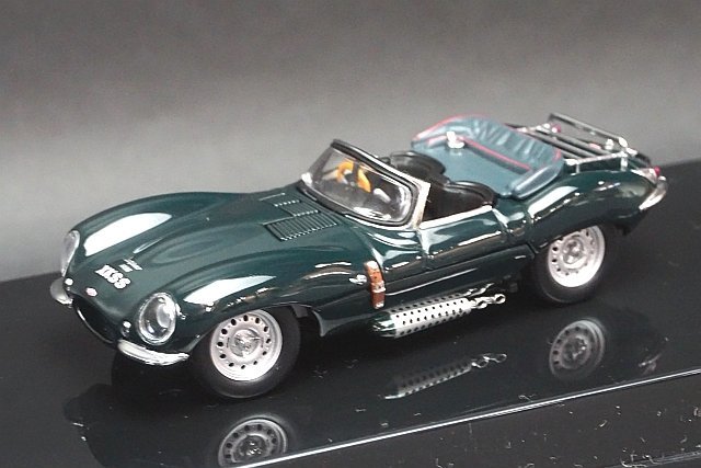 超激レア絶版未展示オートアート1/18ジャガー XK-SSスティーブ
