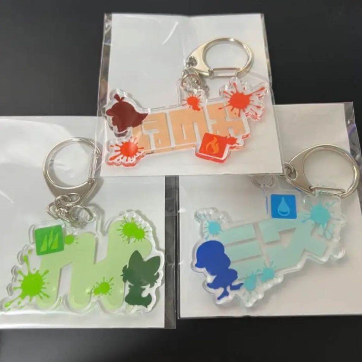 PayPayフリマ|スプラトゥーン ポケモン コラボ Tシャツ クサ Mサイズ