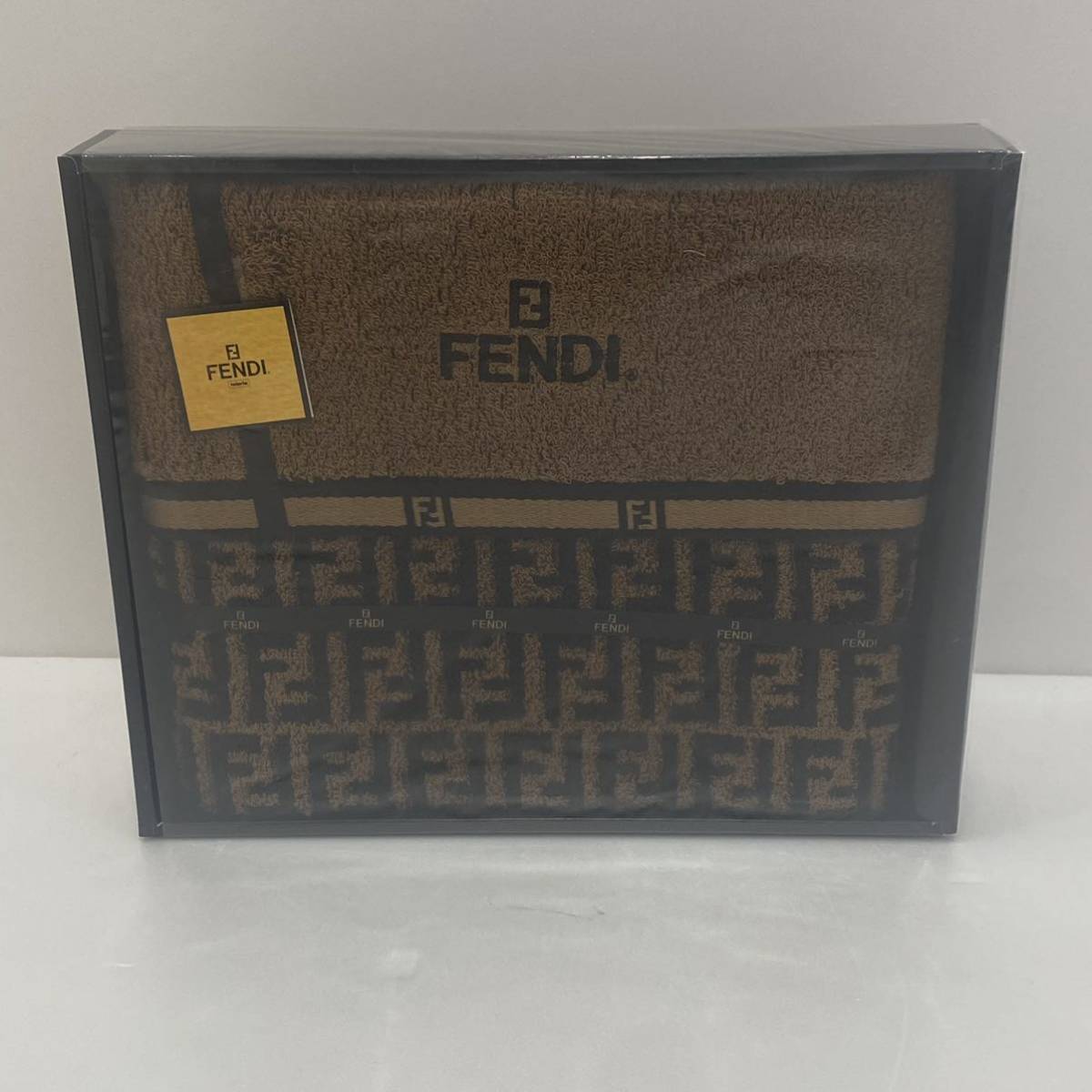 最先端 超希少!正規品□ フェイスタオル ✴︎新品 新品未使用 箱入