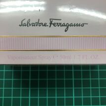 サルヴァトーレ フェラガモ Signorina 香水 50ml 未開封品未使用品_画像10